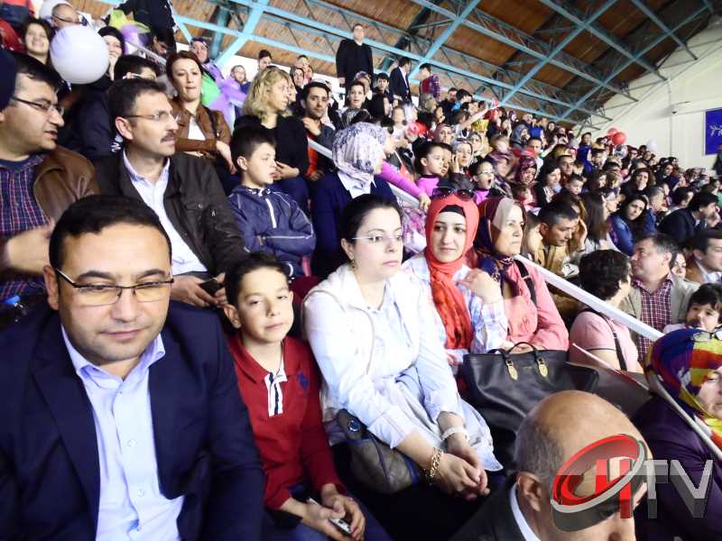 ÇORUM'DA 23 NİSAN KUTLAMALARI 