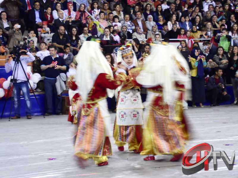 ÇORUM'DA 23 NİSAN KUTLAMALARI 