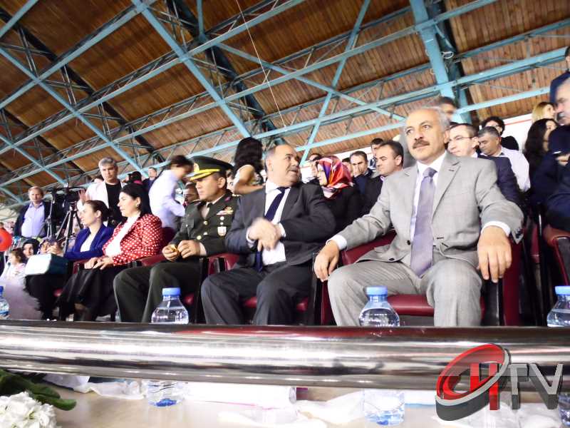 ÇORUM'DA 23 NİSAN KUTLAMALARI 