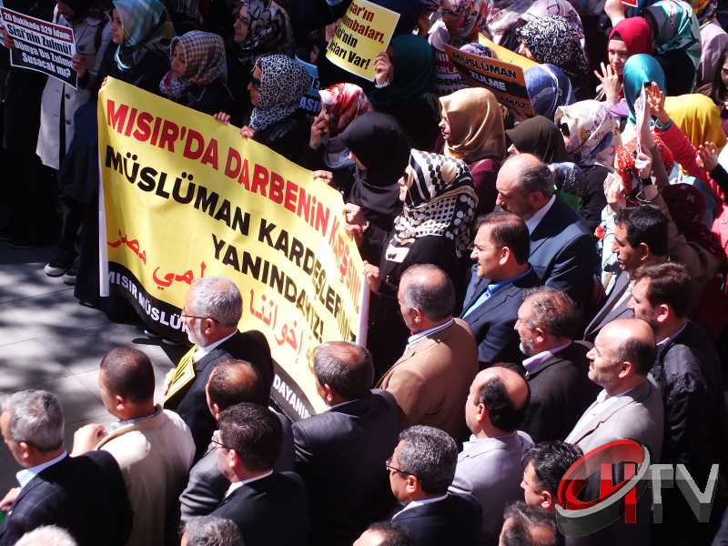 Mısır'da 528 kişi hakkında verilen idam kararı Çorum Ulucami