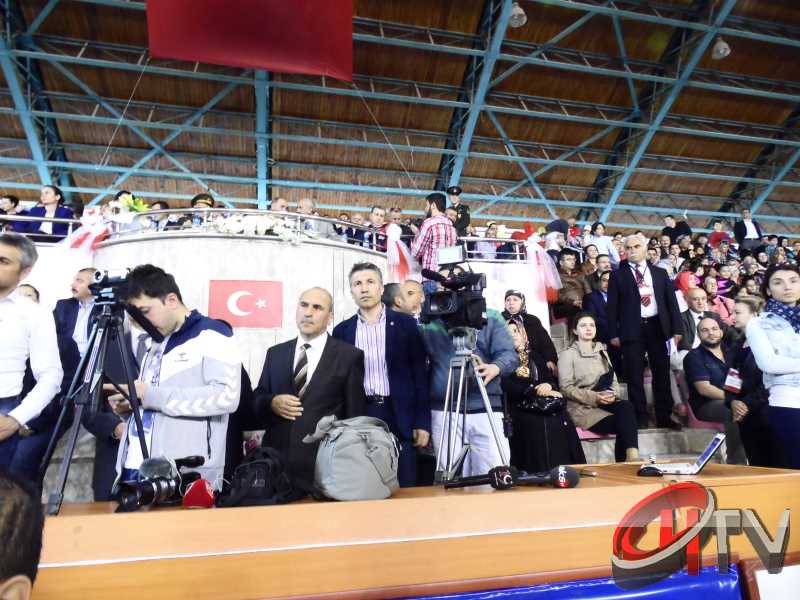 ÇORUM'DA 23 NİSAN KUTLAMALARI 