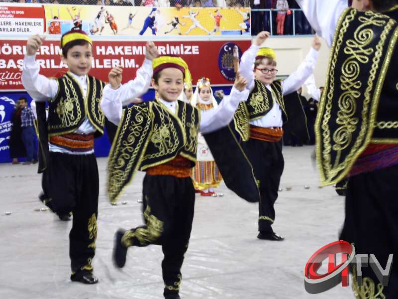 ÇORUM'DA 23 NİSAN KUTLAMALARI 