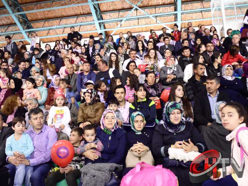 ÇORUM'DA 23 NİSAN KUTLAMALARI 