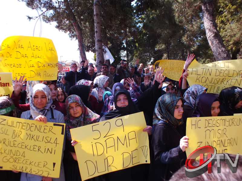 Mısır'da 528 kişi hakkında verilen idam kararı Çorum Ulucami