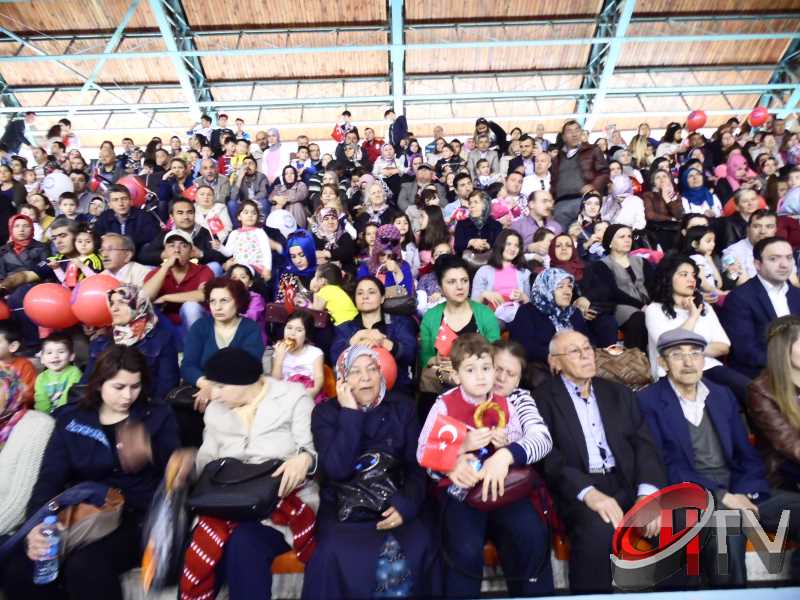 ÇORUM'DA 23 NİSAN KUTLAMALARI 