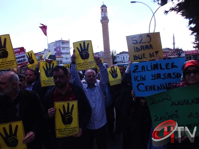 Mısır'da 528 kişi hakkında verilen idam kararı Çorum Ulucami