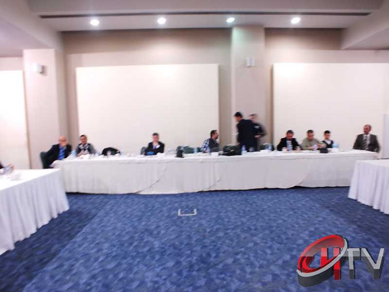 BAŞKAN KÜLCÜ ANİTTA OTELDE BASIN TOPLANTISI YAPIYOR