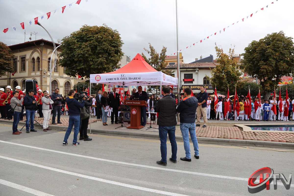29 EKİM'DE ÇORUMDA COŞKULU KUTLAMA