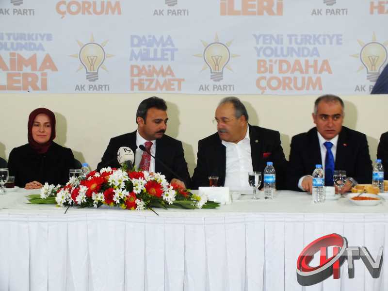 BAŞKAN KÜLCÜ ANİTTA OTELDE BASIN TOPLANTISI YAPIYOR