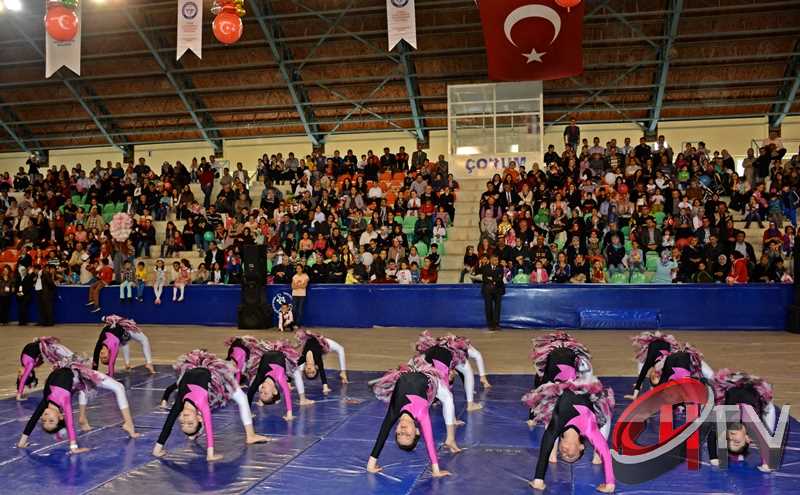 ÇORUM'DA 23 NİSAN KUTLAMALARI 