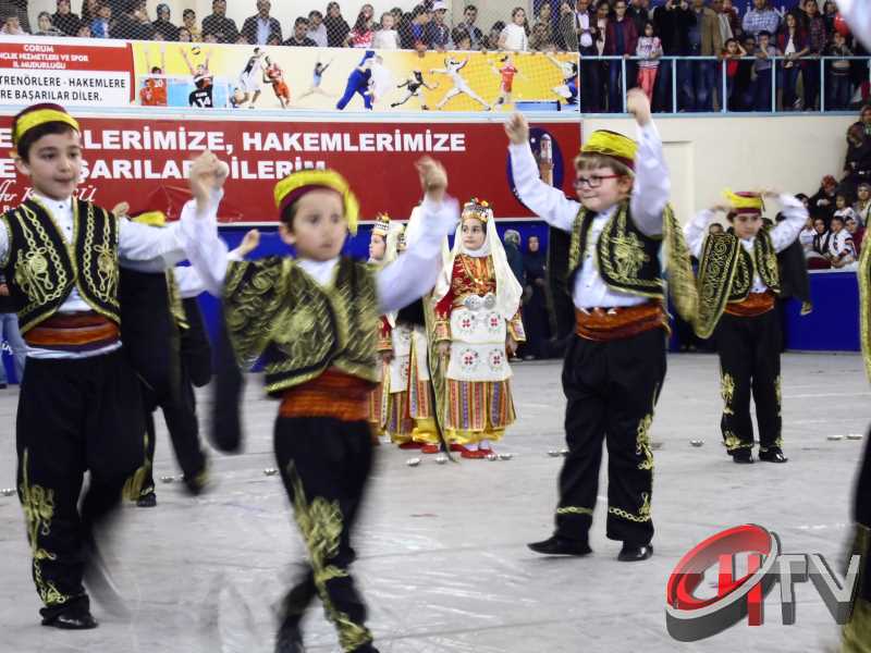 ÇORUM'DA 23 NİSAN KUTLAMALARI 