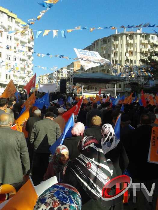 NUMAN KURTULMUŞ YAZIÇARŞIDA  COŞDU