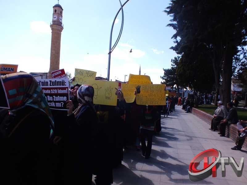 Mısır'da 528 kişi hakkında verilen idam kararı Çorum Ulucami