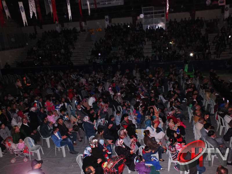 ÇORUM-ORHAN HAKALMAZ KONSERİ BAŞLADI