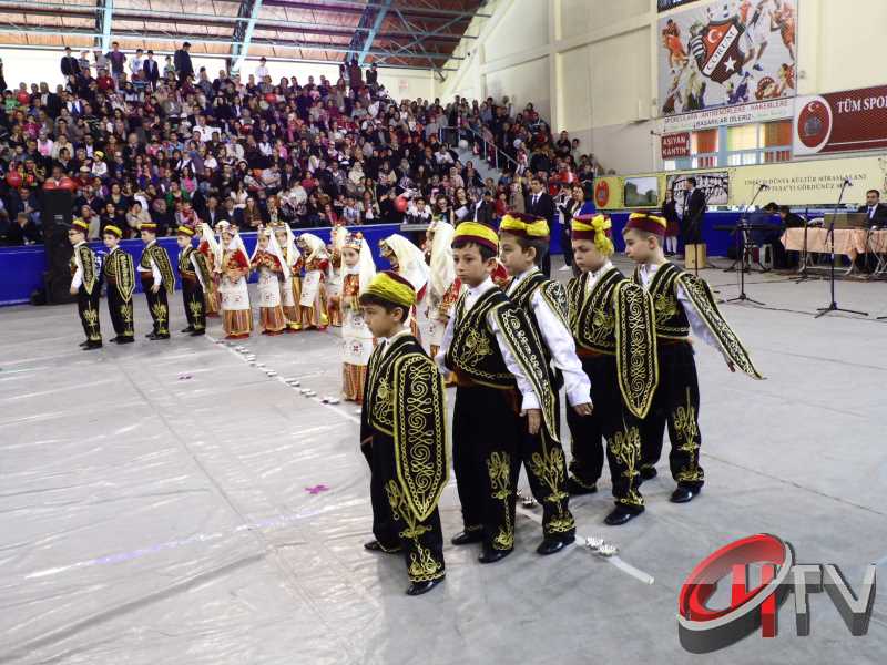 ÇORUM'DA 23 NİSAN KUTLAMALARI 