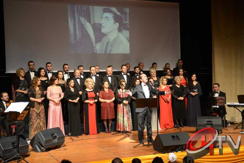 Çorum  Belediyesi Kültür ve Sosyal İşleri Türk Sanat Müziği Konseri, izleyenleri adeta büyüledi.Çorum Devlet Tiyatro Salonunda gerçekleşen Konser tek kelimeyle muhteşemdi.Devlet tiyatro Salonu Tıklım tıklım doldu ve Salon dışına Belediye tarafından sinevizyon kuruldu.