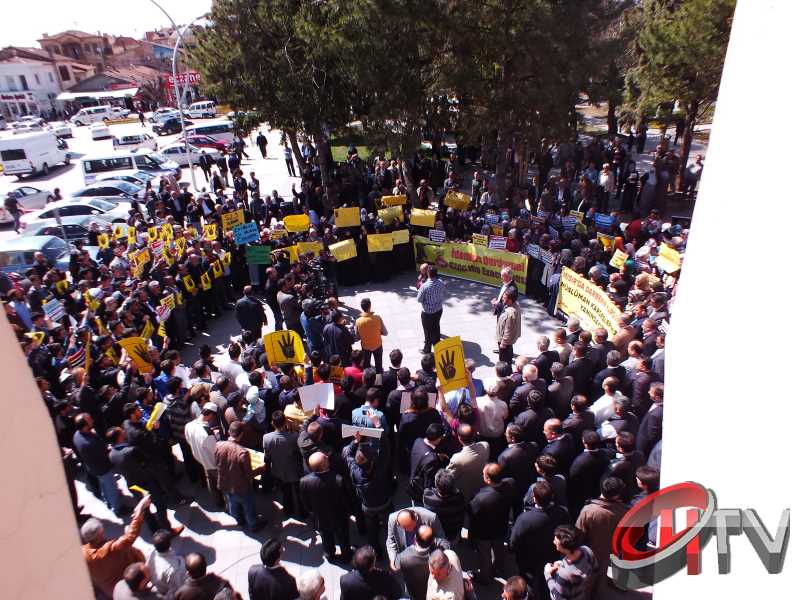 Mısır'da 528 kişi hakkında verilen idam kararı Çorum Ulucami