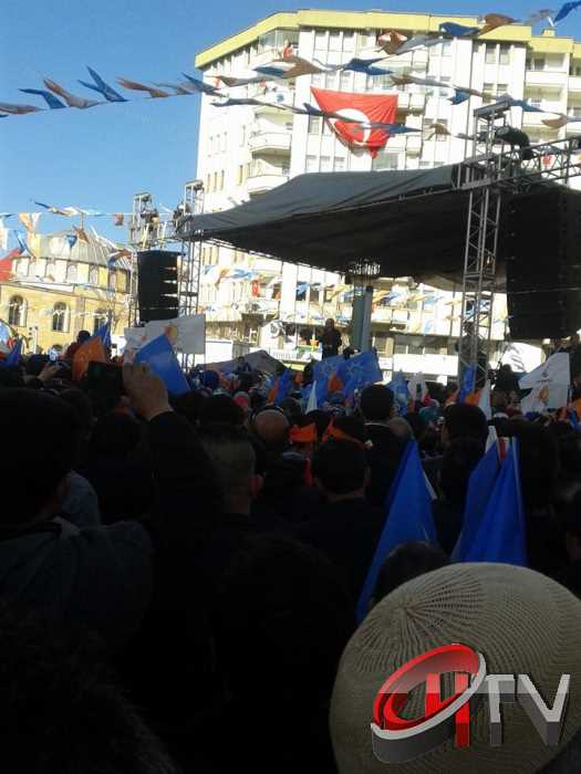 NUMAN KURTULMUŞ YAZIÇARŞIDA  COŞDU