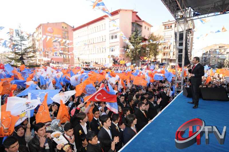 NUMAN KURTULMUŞ YAZIÇARŞIDA  COŞDU