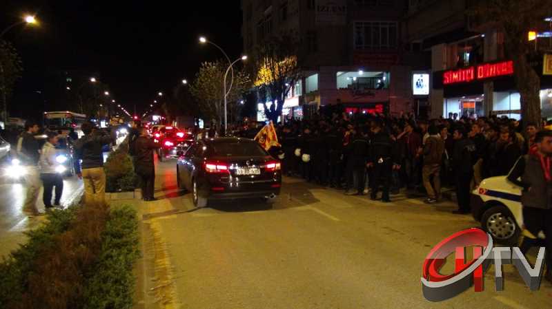 DERBİ MAÇ SONRASI ÇORUM CADDELERİ