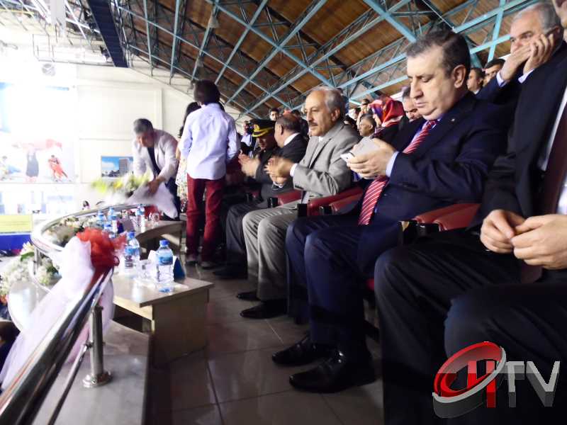 ÇORUM'DA 23 NİSAN KUTLAMALARI 