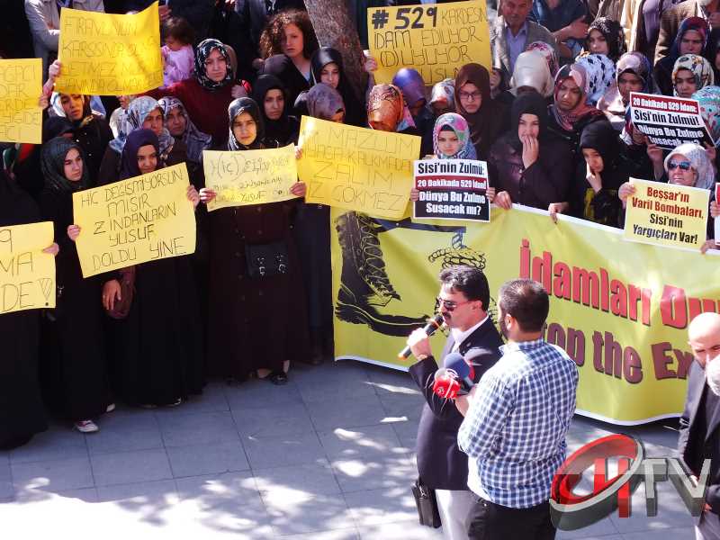 Mısır'da 528 kişi hakkında verilen idam kararı Çorum Ulucami