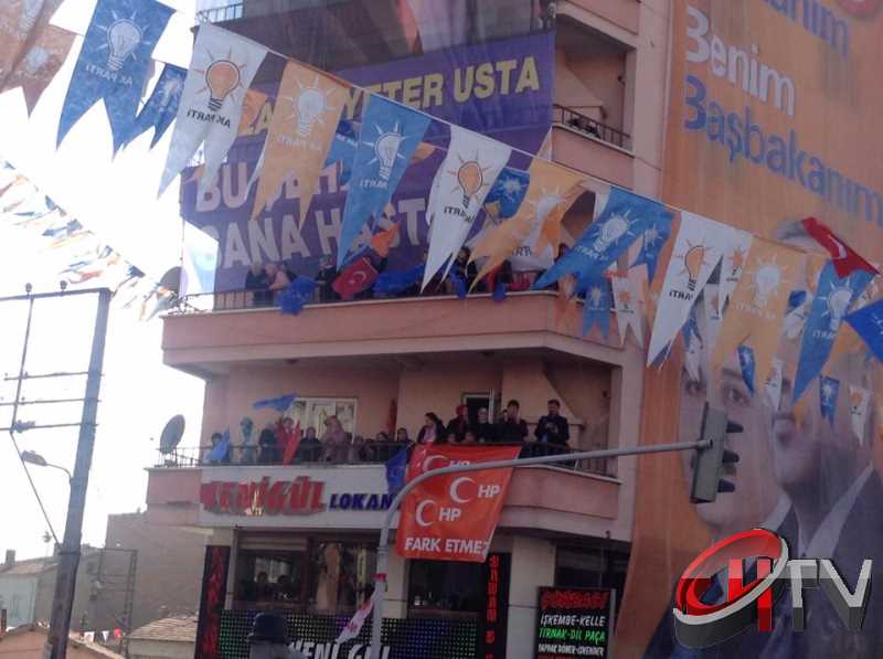 NUMAN KURTULMUŞ YAZIÇARŞIDA  COŞDU