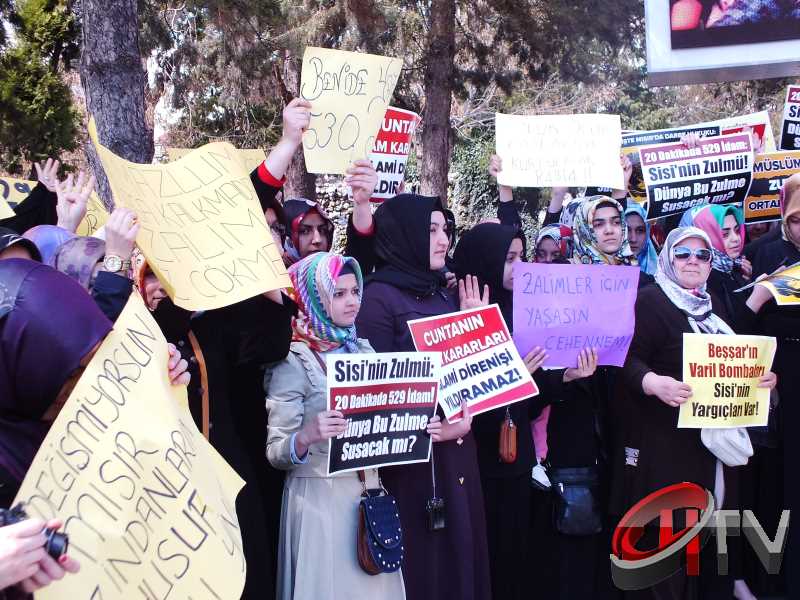 Mısır'da 528 kişi hakkında verilen idam kararı Çorum Ulucami
