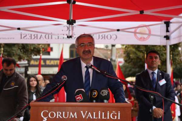 29 EKİM'DE ÇORUMDA COŞKULU KUTLAMA