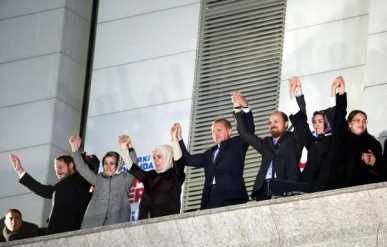 BAŞBAKAN "BUGÜN KASET SİYASETİ KAYBETMİŞTİR" ..!