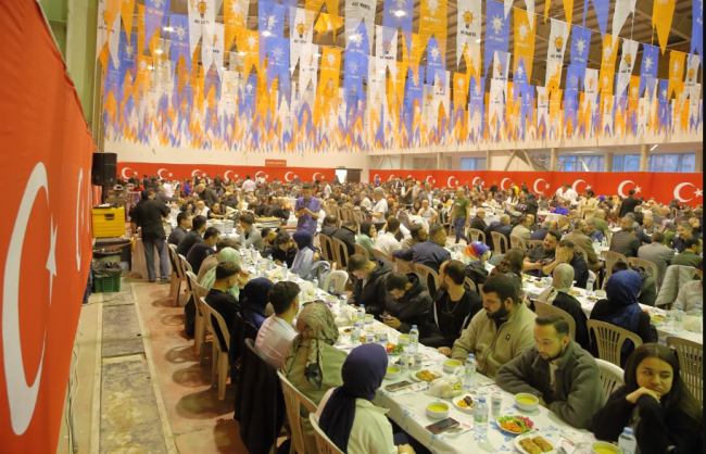 AK Parti Çorum Teşkilatının "Vefa İftarı" Coşkulu Geçti!