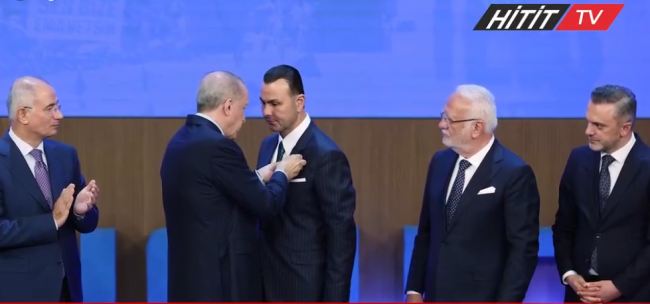 AK Parti'ye Diğer Partilerden Katılan İsimler Belli Oldu