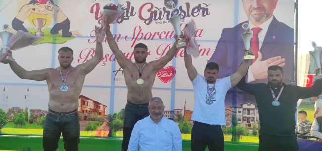 Baş Pehlivan Samsunlu Serhat Gökmen oldu