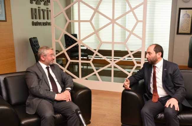 Belediye Başkanı DR H.İ. Aşgın’dan Rektör Alkan’a ziyaret