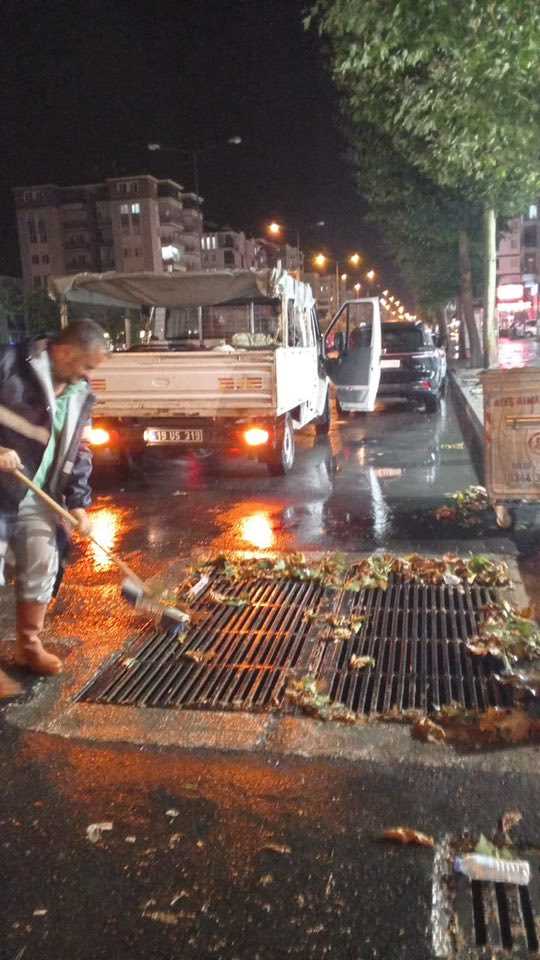 Çorum'da Akşam Saatlerinde Yağış Etkili Oldu!