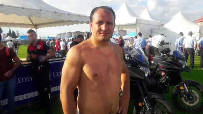 Çorum'un Baş Pehlivanı Ahmet Serbest oldu