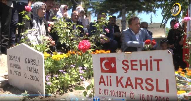 ÇORUM’UN YİĞİDİ ALİ KARSLI, MEZARI BAŞINDA ANILDI