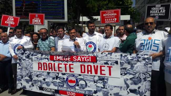 Memur-Sen Çorum Şubesi eş zamanlı basın açıklaması yaptı