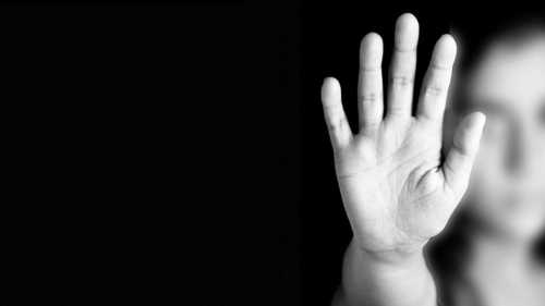 14 yaşındaki yeğenine tecavüz etti