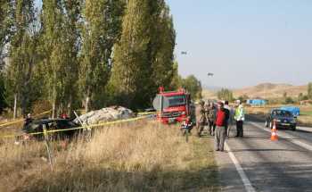 2 Kişinin öldüğü kazada 65 kilo esrar bulundu