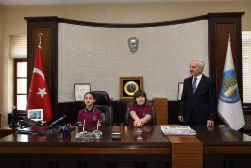 23 Nisan Oldu Makam onların oldu