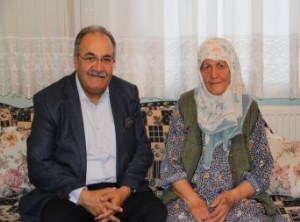 Salim Uslu baba ocağında