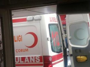 Cuma Namazı Sırasında Rahatsızlandı ve Düştü