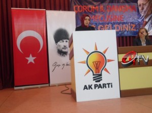 AK PARTİ KADIN KOLLARINDA DURMAK YOK 