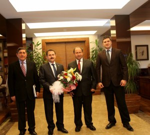 Erarslan, Vali Başköy'ü makamında ziyaret etti