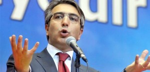 MUMCU'DAN AĞAR SÖZLER