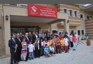 Huzurevi ve Sevgi evlerine Üst düzey ziyaret  