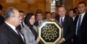  BAŞBAKANA DOĞUMGÜNÜ HEDİYESİ