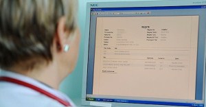 SGK, 1 Ocak'tan itibaren kağıt reçetenin karşılanmayacağını bildirdi