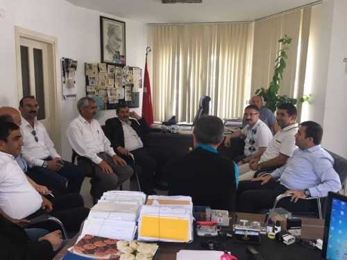 AK Parti'den Ulukavak Mahalle Muhtarı Hanefi Özdemir'e Bayram Ziyareti